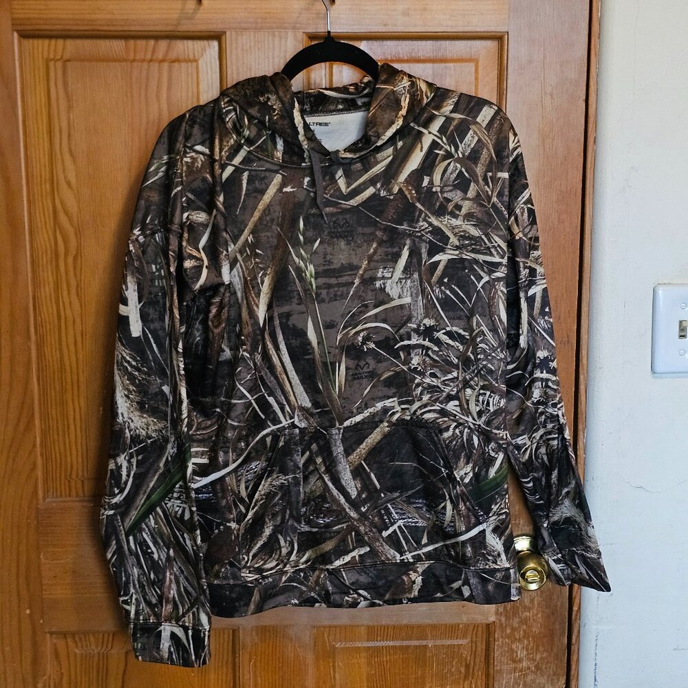 Real Tree Camo Hoodie Medium